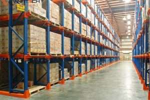 Rak Gudang Heavy Duty: Karakteristik dan Manfaatnya untuk Pusat Distribusi