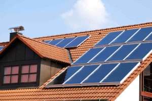 Hal yang Harus Diperhatikan Sebelum Pasang PLTS di Rumah